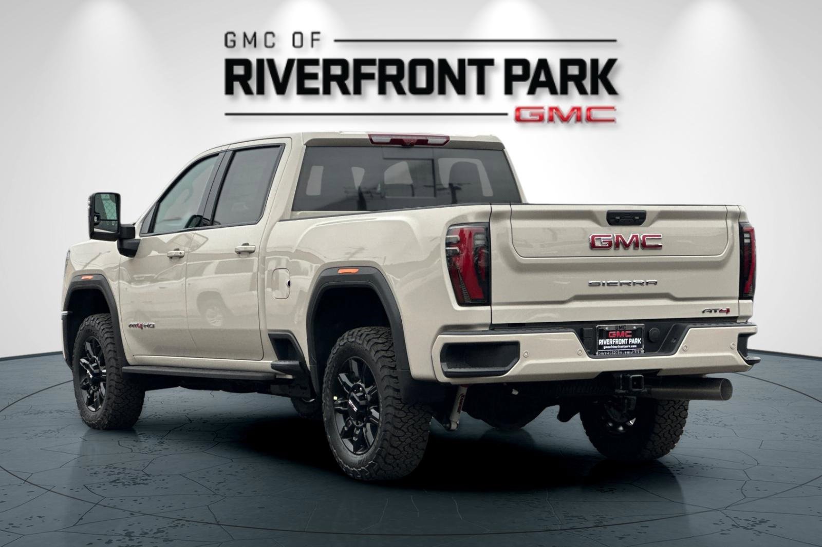 New 2026 GMC Sierra 2500 AT4 w/ AT4 Premium Plus Package image 5
