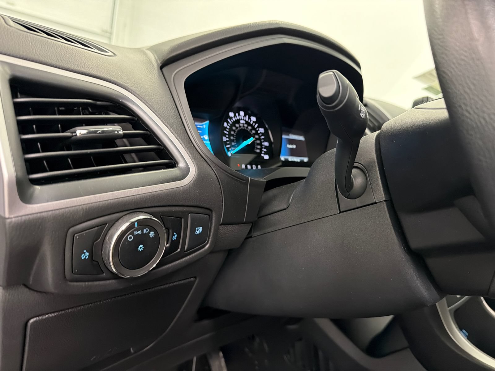 New 2024 Ford Edge SE AWD/4WD image 29