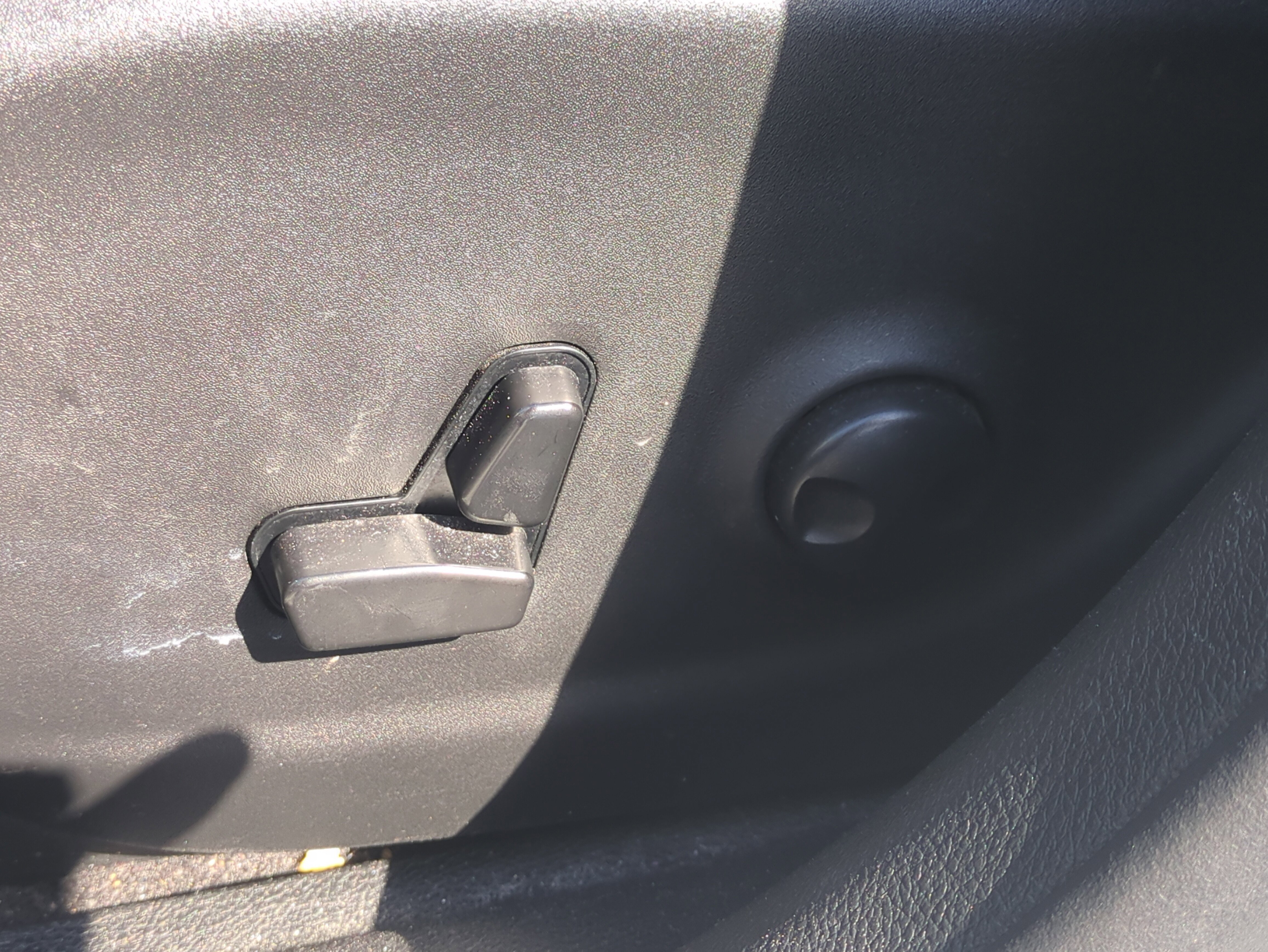 Certified 2023 Jeep Cherokee Altitude Lux image 21