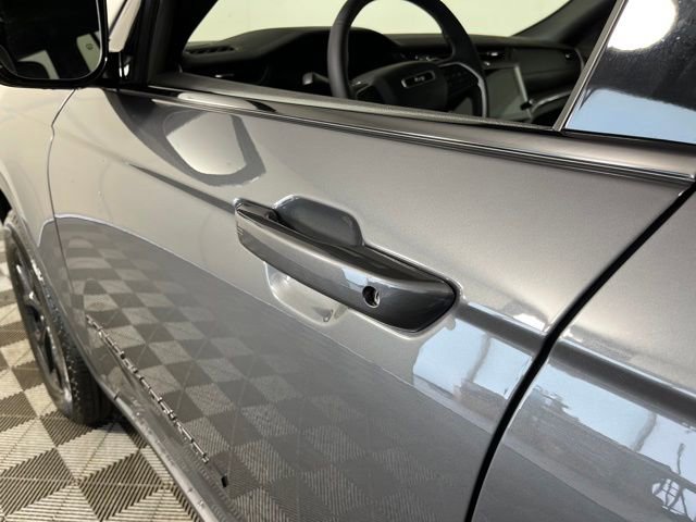 Used 2026 Jeep Grand Cherokee Altitude image 13