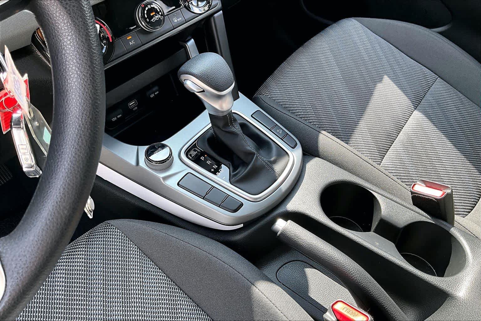 Certified 2026 Kia Seltos LX FWD image 15
