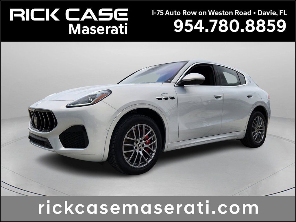 New 2024 Maserati Grecale GT