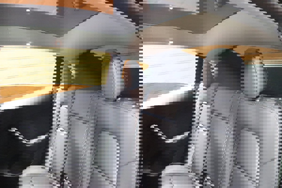 Used 2022 Tesla Model Y Performance image 35