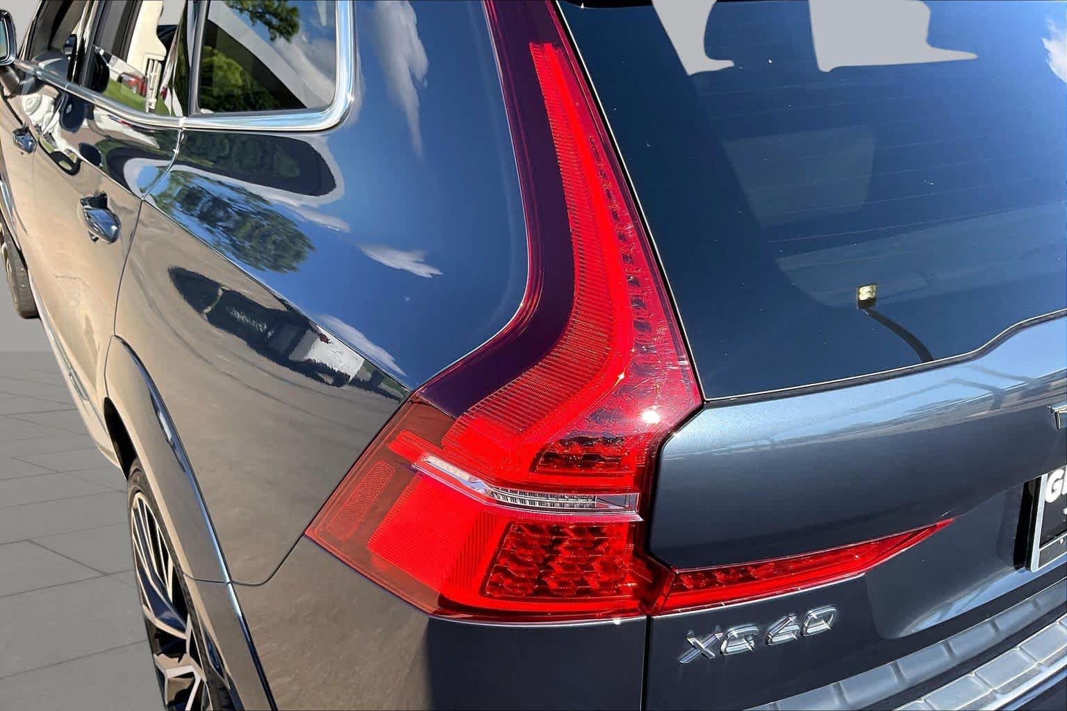 Used 2022 Volvo XC60 B6 Inscription w/ Advanced Package AWD/4WD image 28
