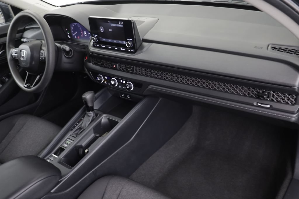 Used 2023 Honda Accord LX image 19