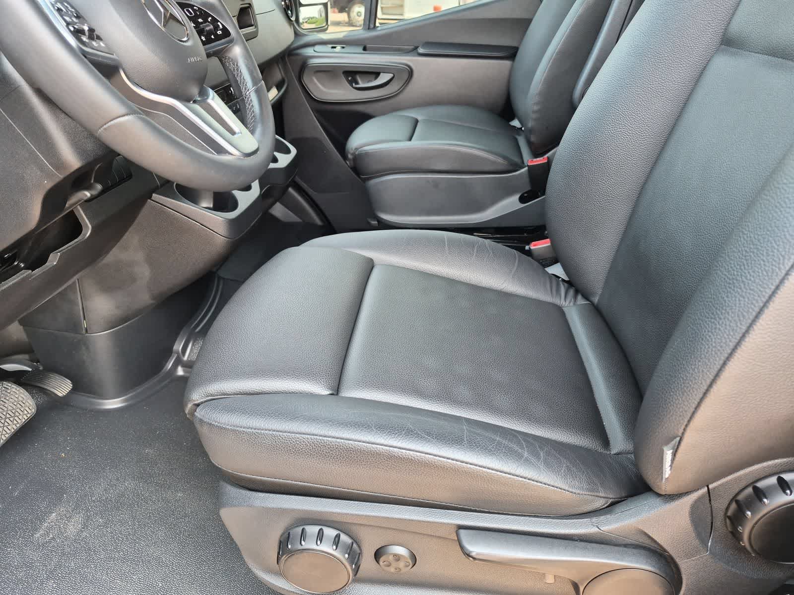 Used 2022 Mercedes-Benz Sprinter 3500 image 16