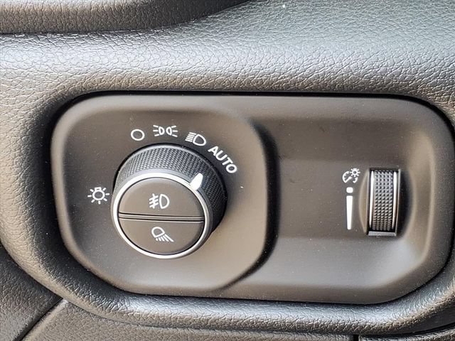 New 2026 RAM 3500 Tradesman AWD/4WD image 25
