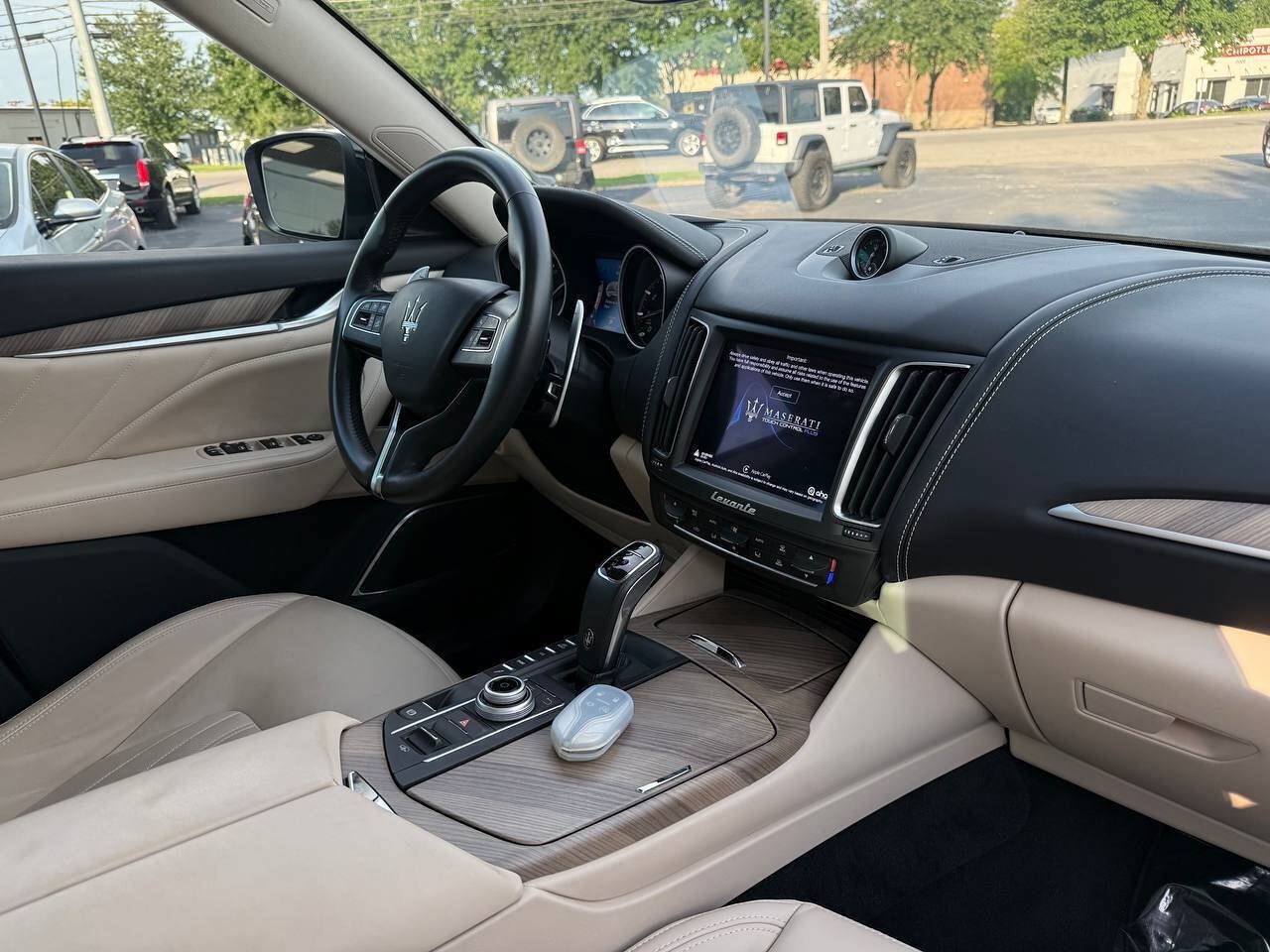 Used 2019 Maserati Levante S GranLusso AWD/4WD image 19