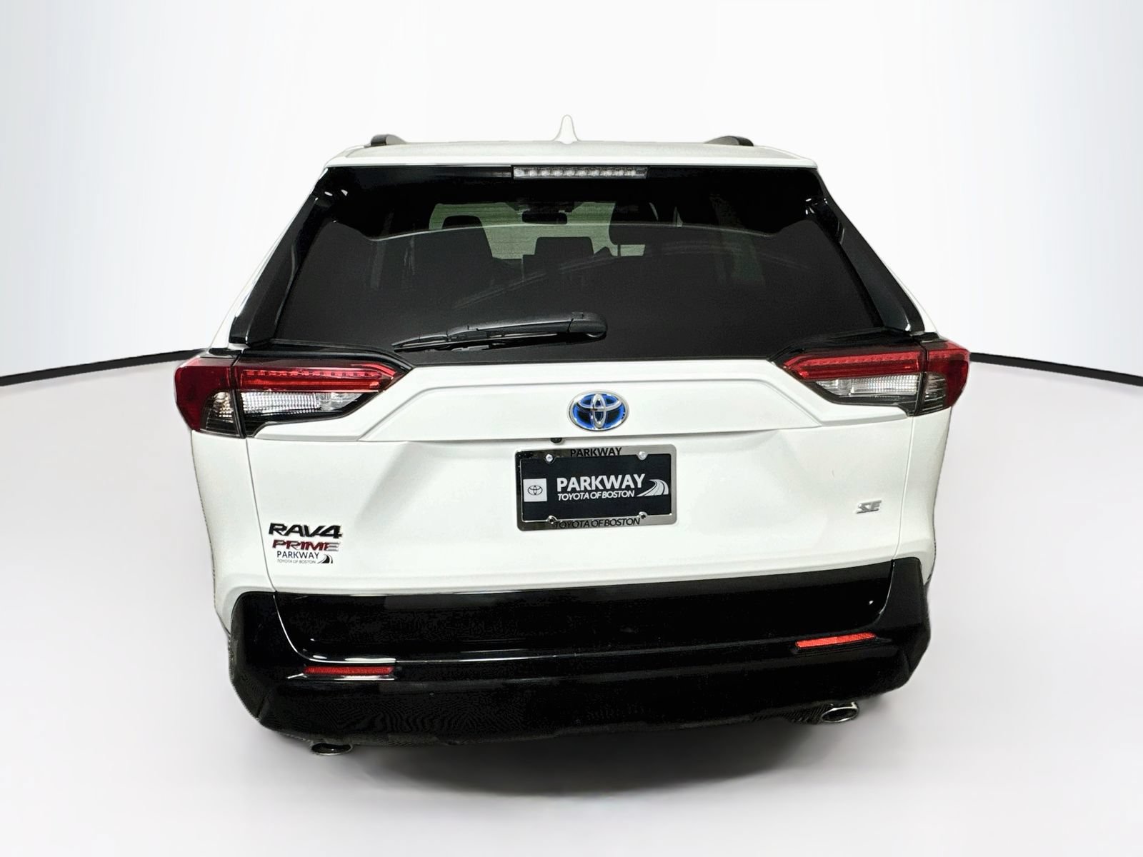 Used 2023 Toyota RAV4 SE w/ Weather & Moonroof Package AWD/4WD image 6