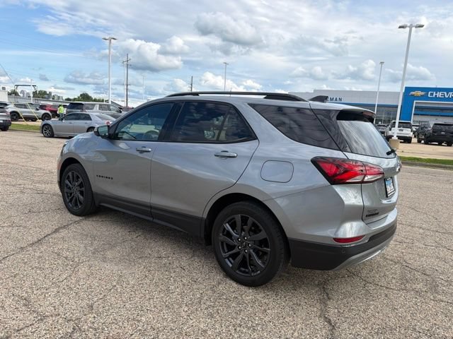 Used 2024 Chevrolet Equinox RS w/ RS Leather Package FWD image 4
