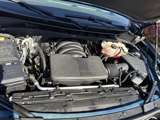 Used 2025 Cadillac Escalade Sport w/ Touring Package image 8