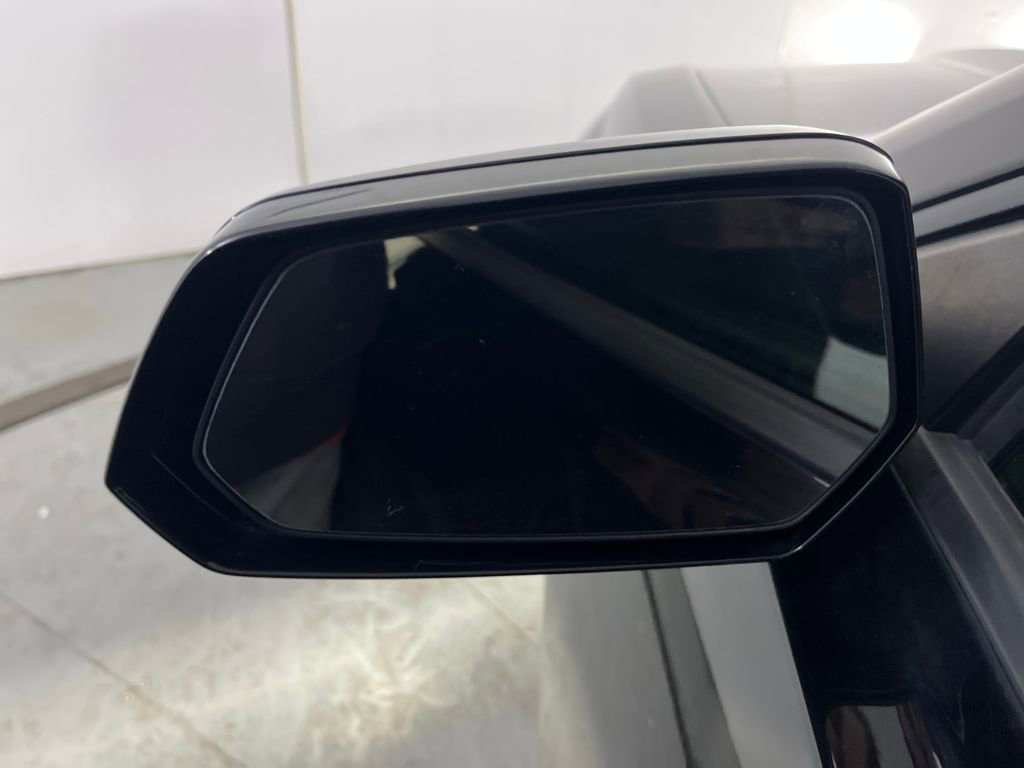 Used 2010 Chevrolet Camaro SS w/ RS Package image 31