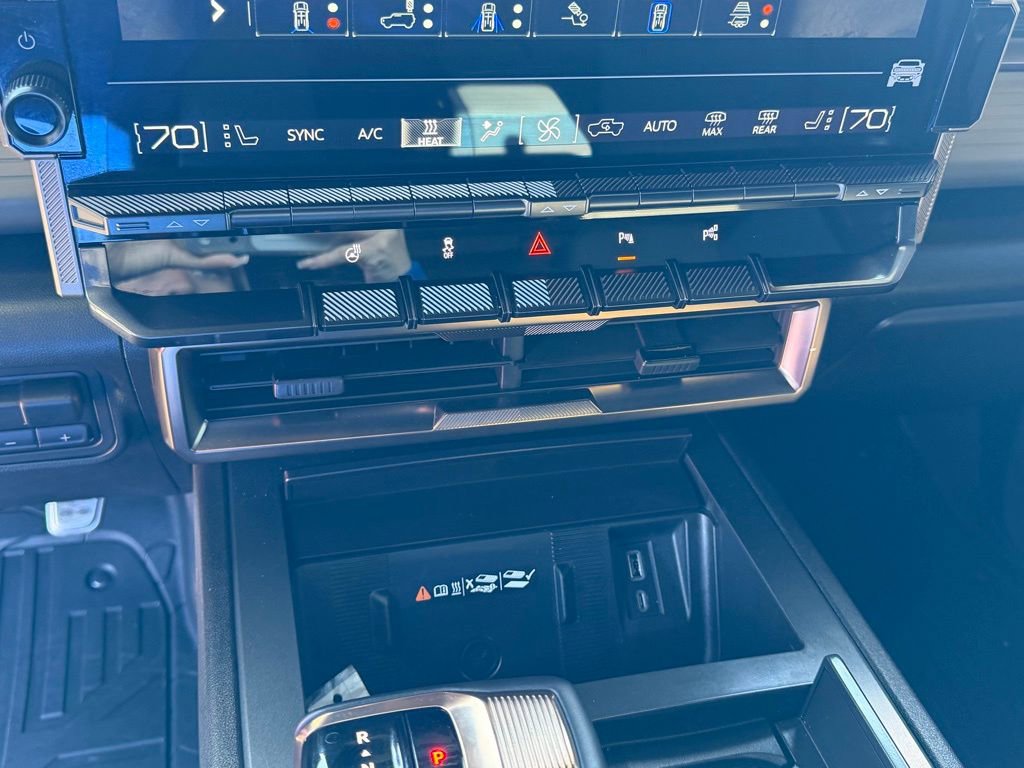 Used 2025 GMC Hummer EV 3X image 26