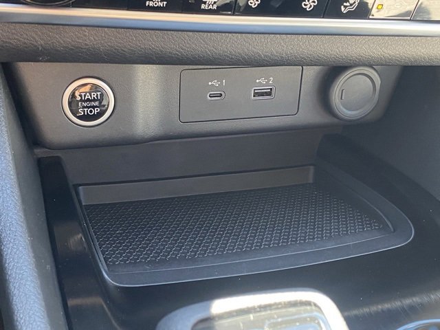 Used 2023 Nissan Rogue SV image 23