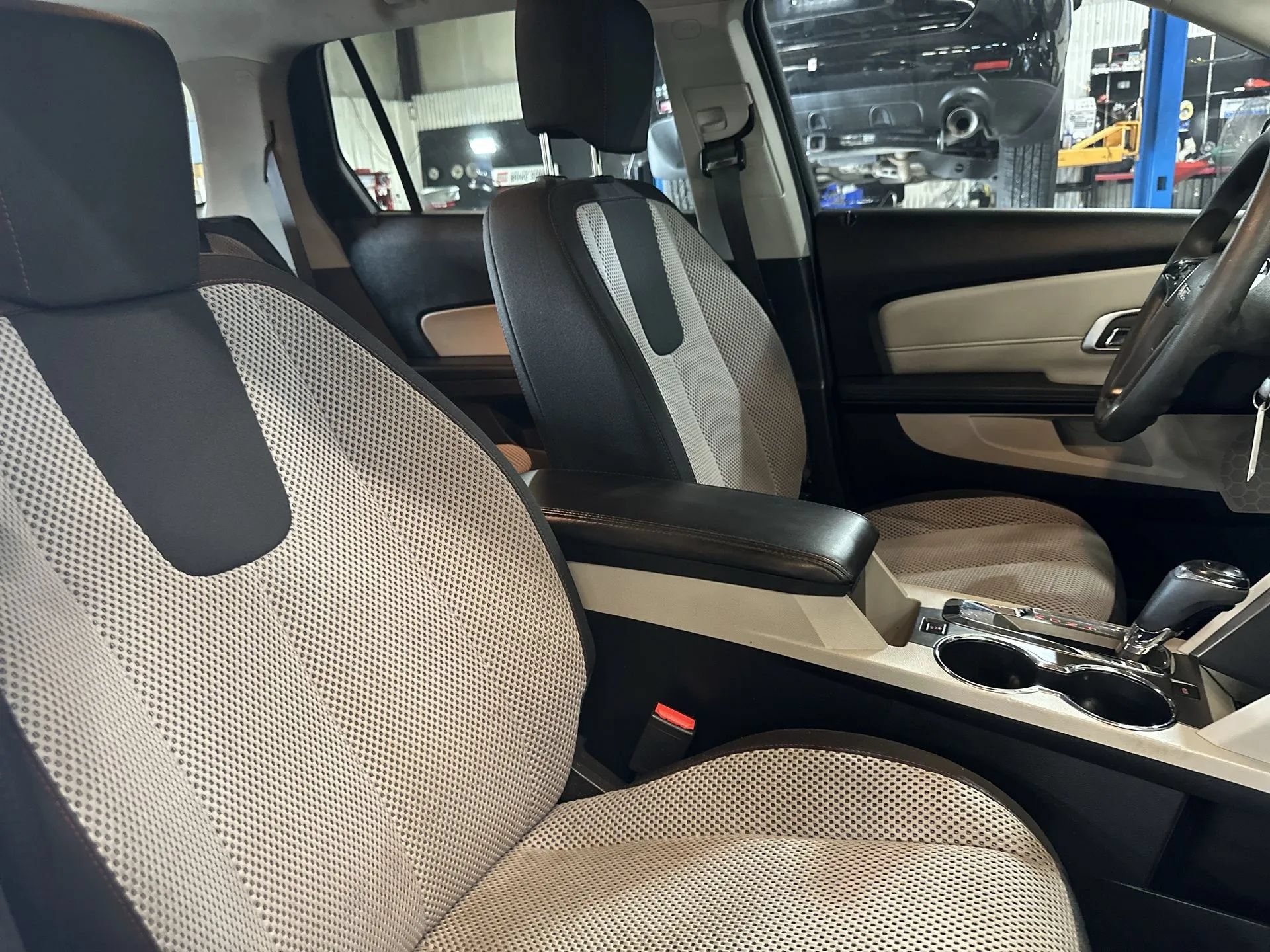 Used 2017 GMC Terrain SLE FWD image 29