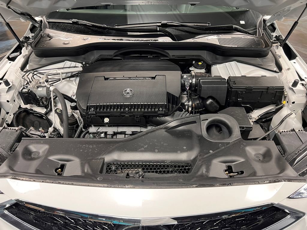 Used 2024 Acura MDX SH-AWD w/ Technology Package image 14
