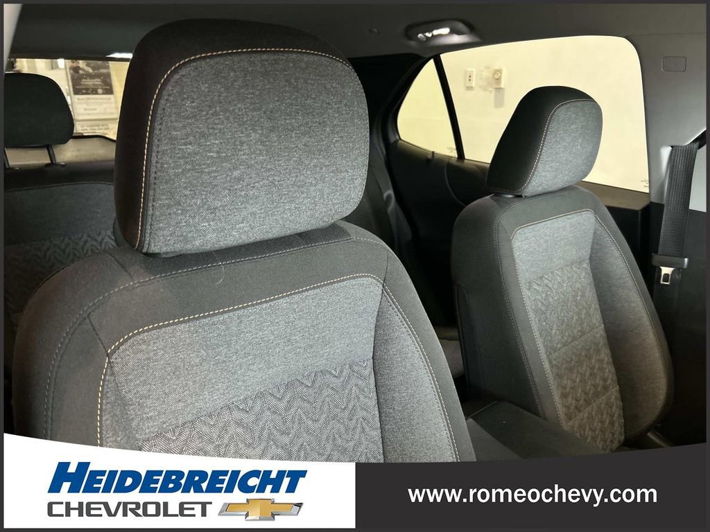 Used 2024 Chevrolet Equinox LT image 34