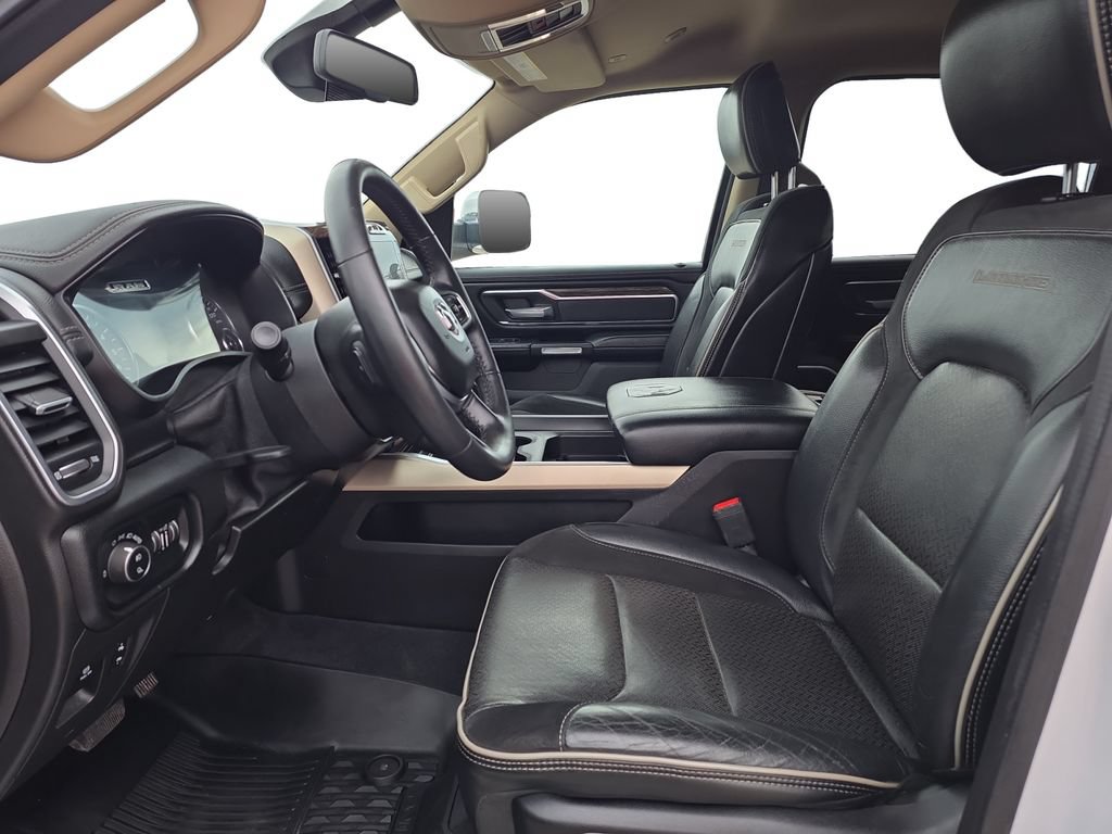 Used 2019 RAM 1500 Laramie AWD/4WD image 14