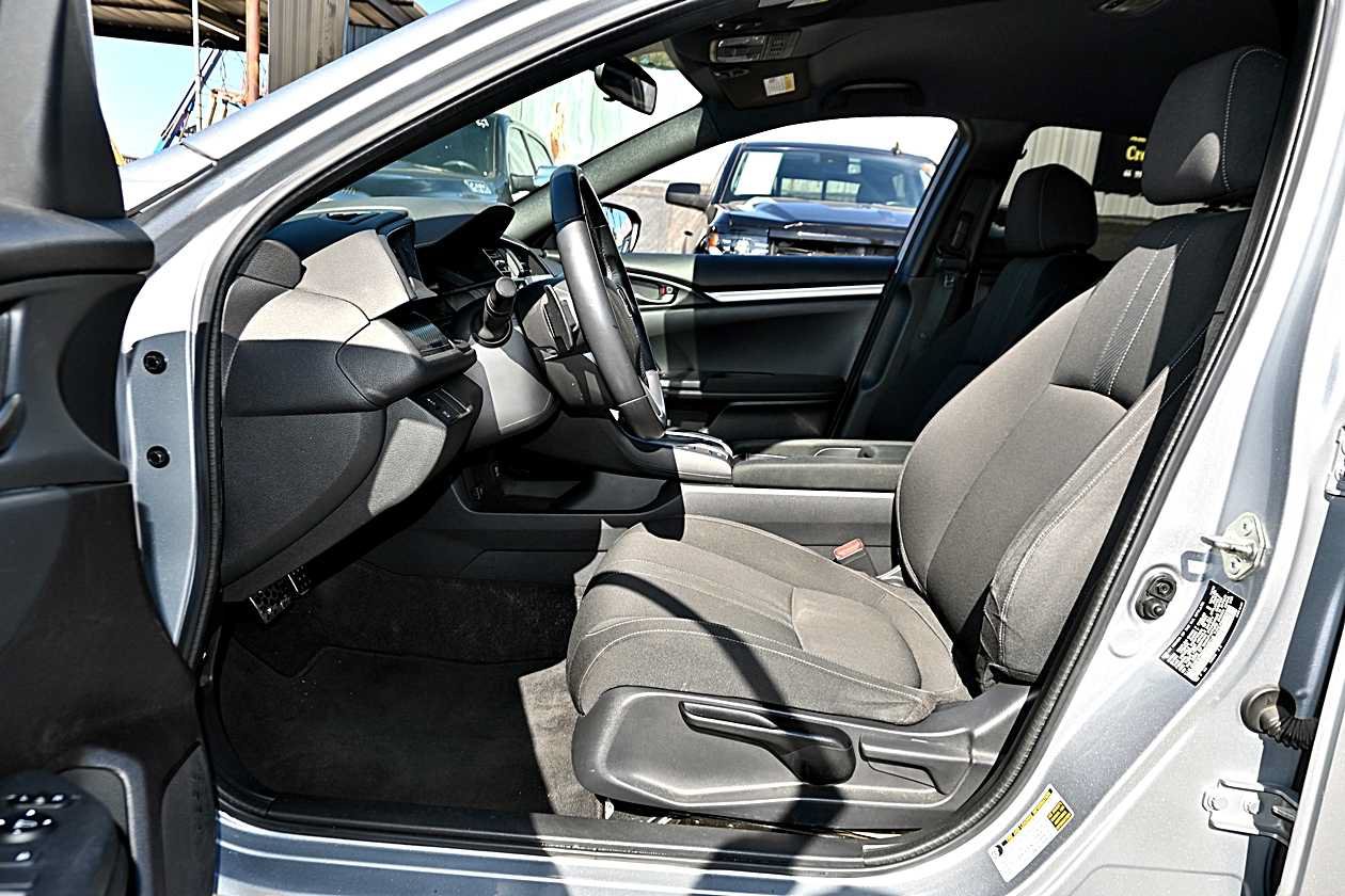 Used 2017 Honda Civic Sport image 14