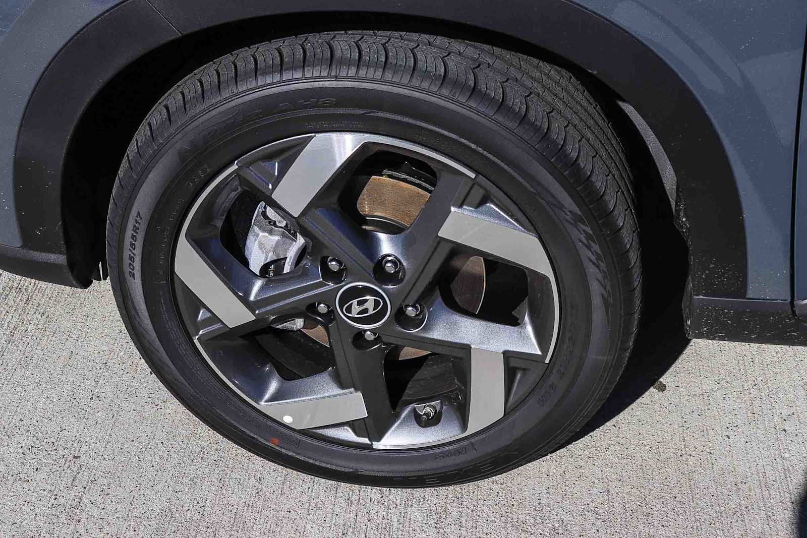 New 2026 Hyundai Venue SEL FWD image 12