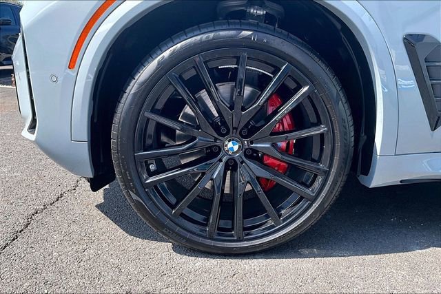 New 2026 BMW X5 xDrive40i w/ M Sport Package AWD/4WD image 12