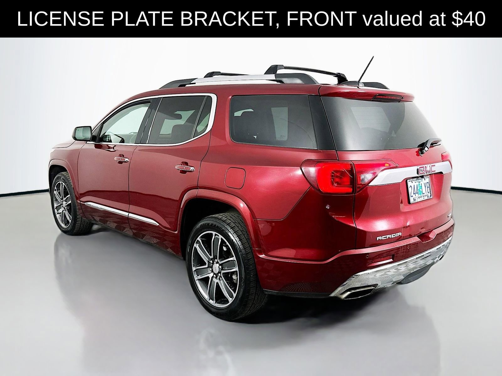 Used 2017 GMC Acadia Denali w/ Technology Package image 6