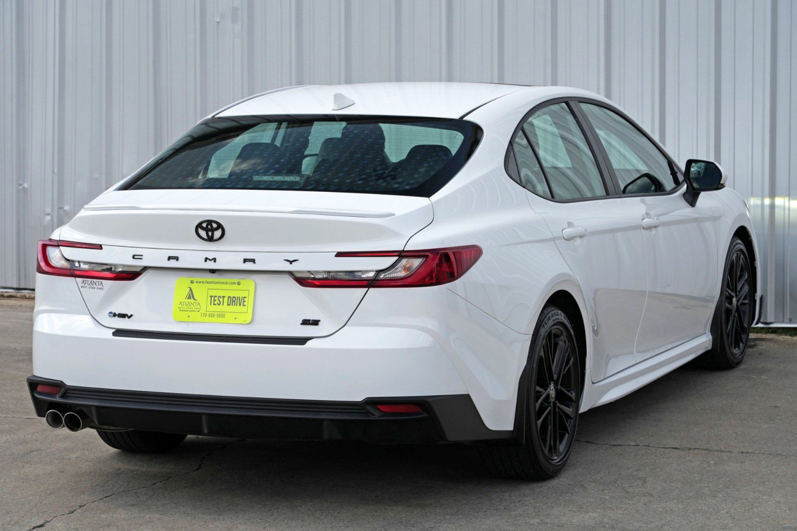 Used 2025 Toyota Camry SE image 51