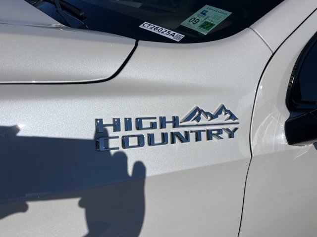 Used 2023 Chevrolet Tahoe High Country image 3