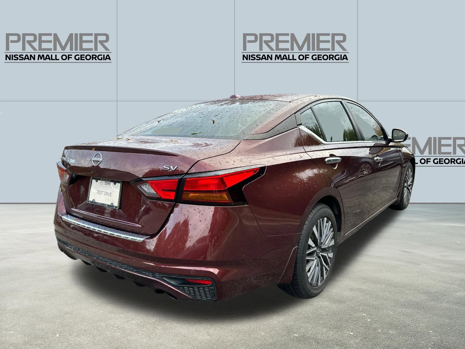 Used 2023 Nissan Altima 2.5 SV w/ SV Premium Package image 5