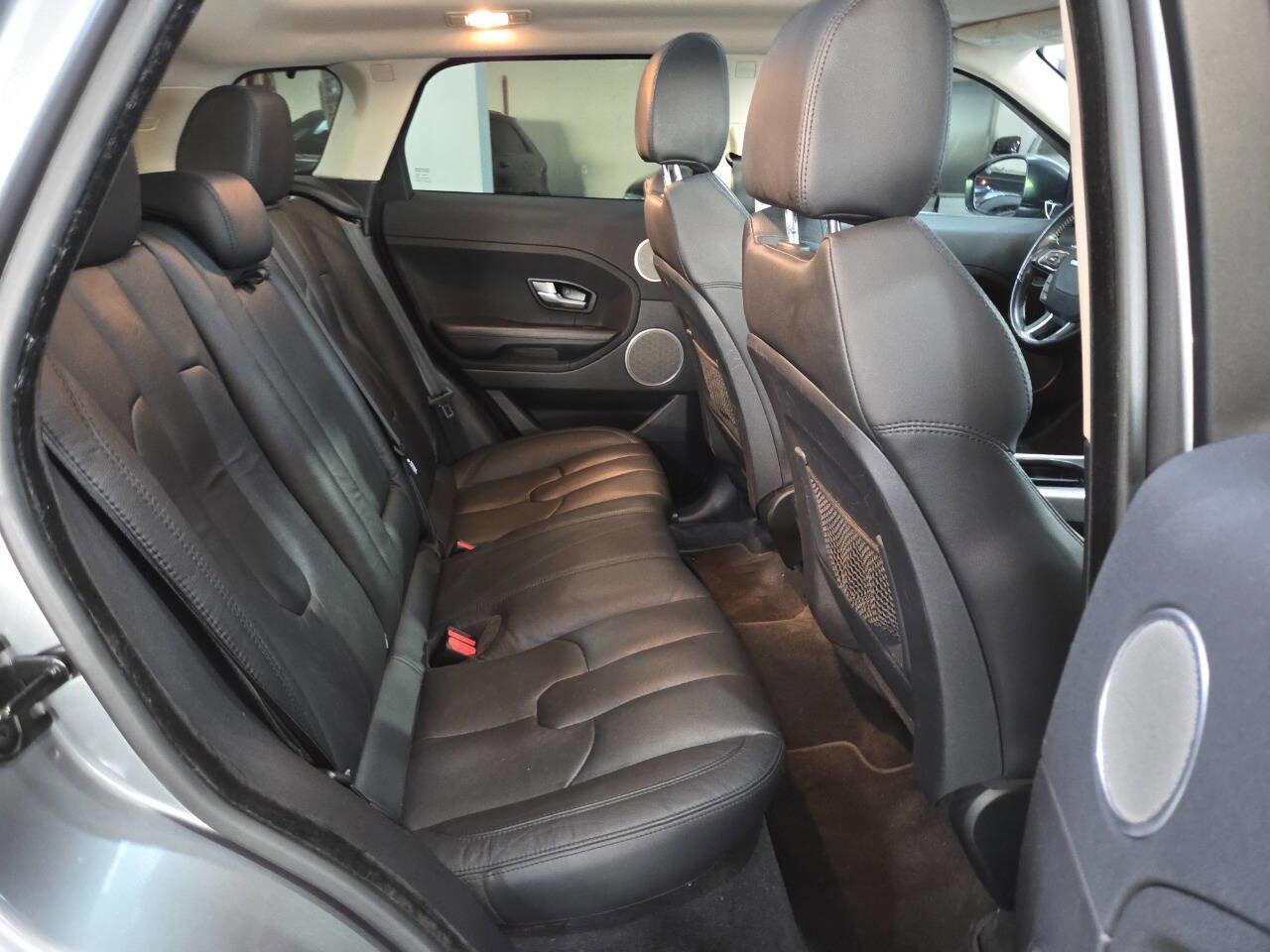 Used 2015 Land Rover Range Rover Evoque Pure Plus AWD/4WD image 26