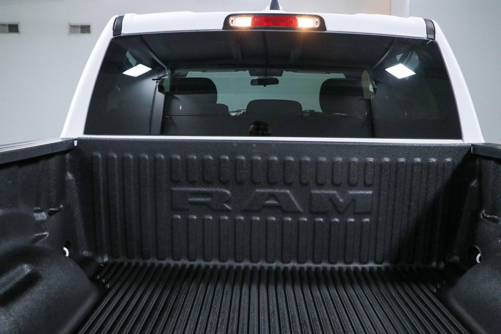 Used 2022 RAM 1500 Big Horn AWD/4WD image 29