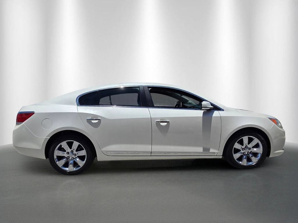 Used 2013 Buick LaCrosse Leather FWD image 2