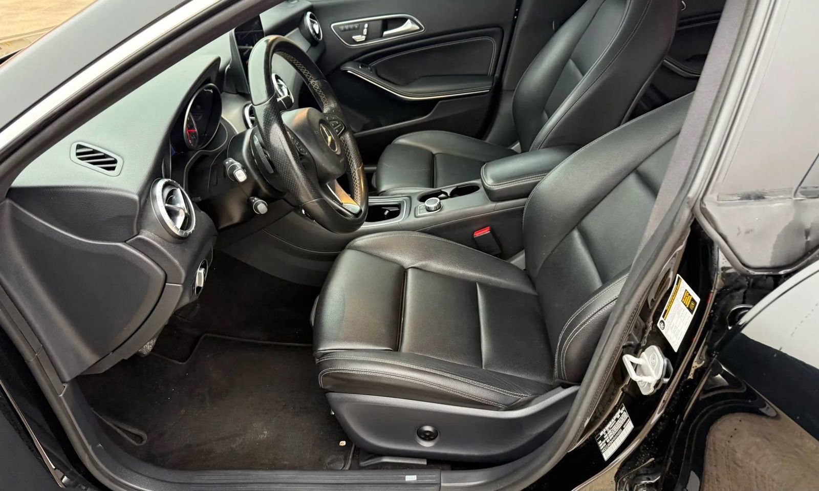 Used 2017 Mercedes-Benz CLA 250 image 12