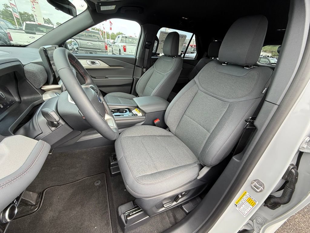 New 2027 Ford Explorer Active AWD/4WD image 17