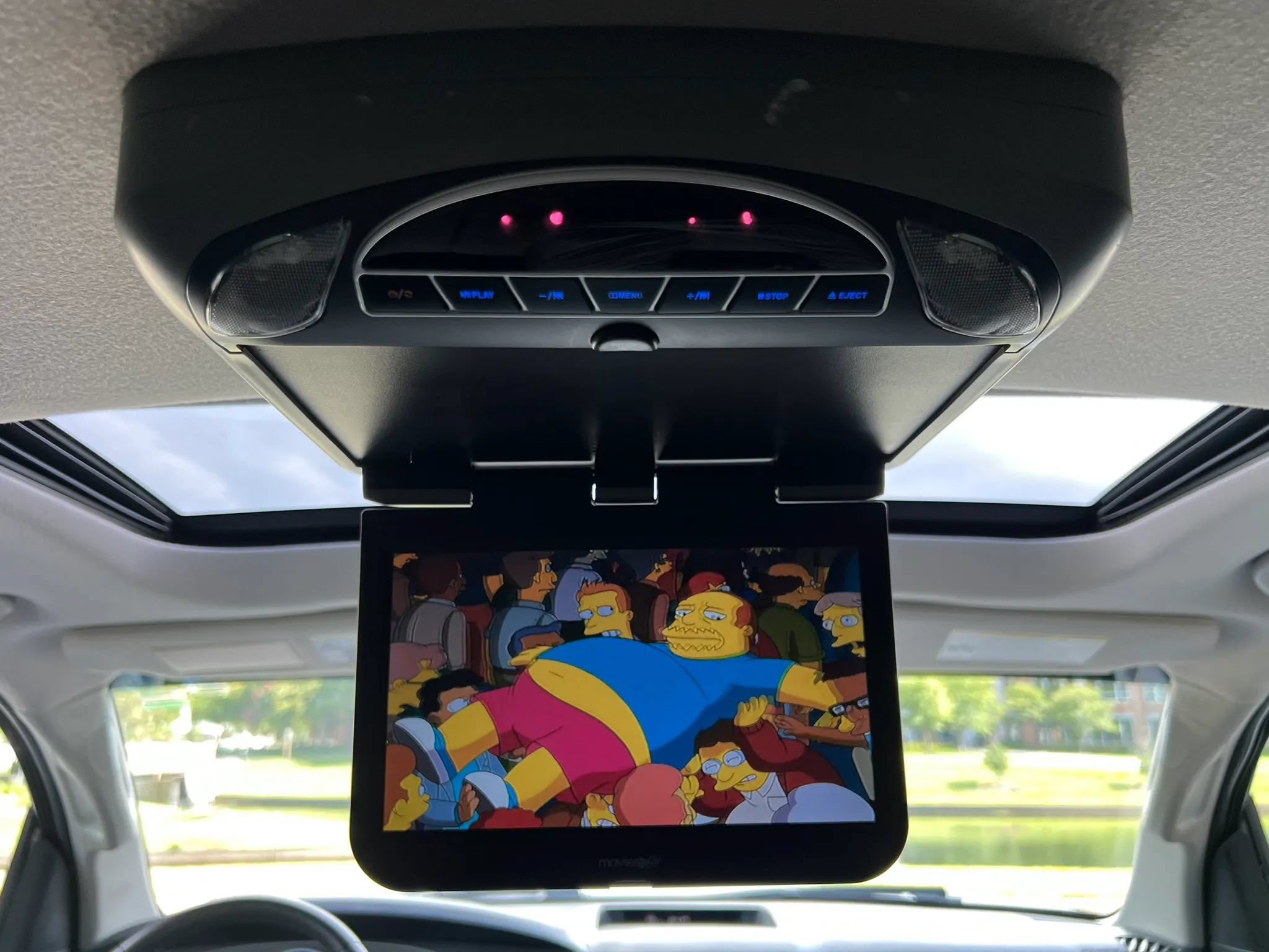 Used 2014 Toyota Sequoia SR5 RWD image 32
