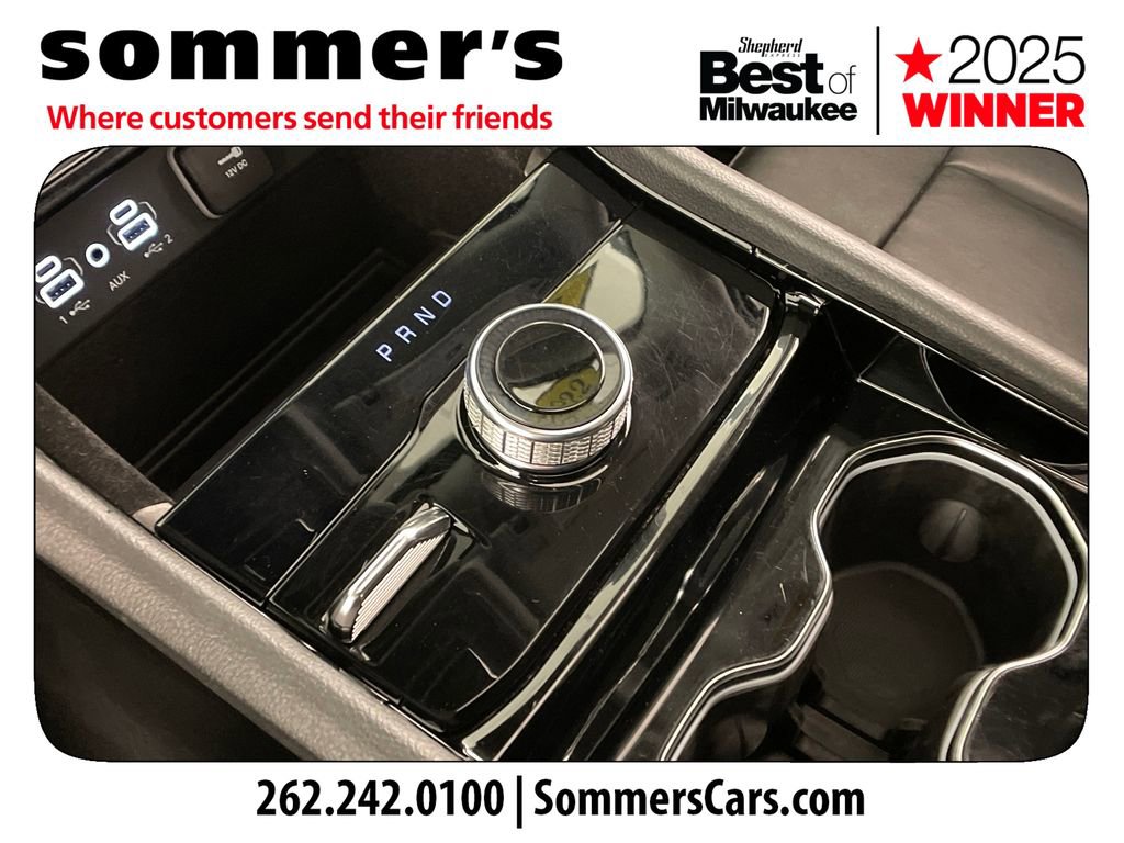 Used 2022 Jeep Grand Cherokee Limited image 22