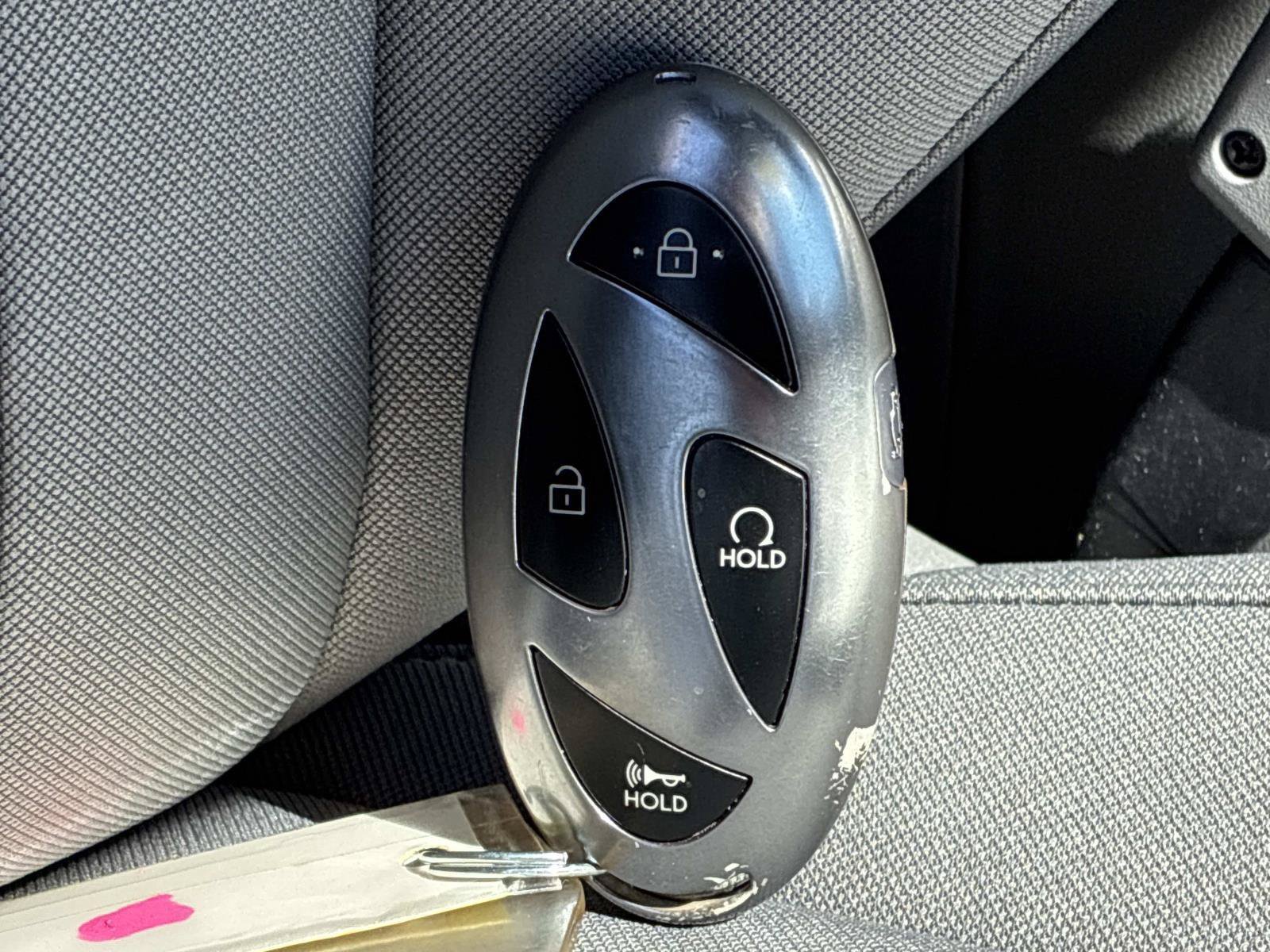 Used 2025 Hyundai Elantra SEL FWD image 10