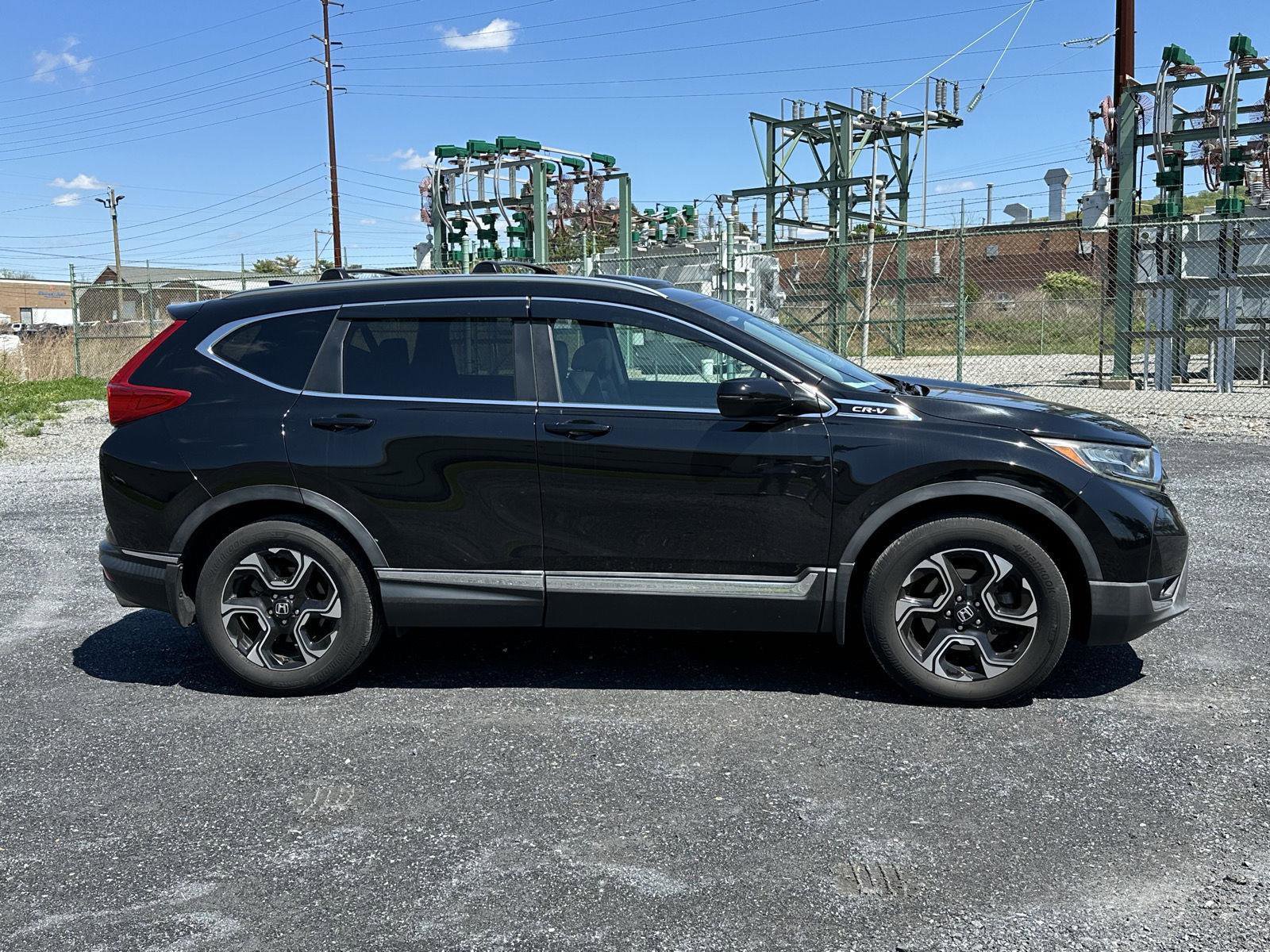 Used 2018 Honda CR-V Touring image 9