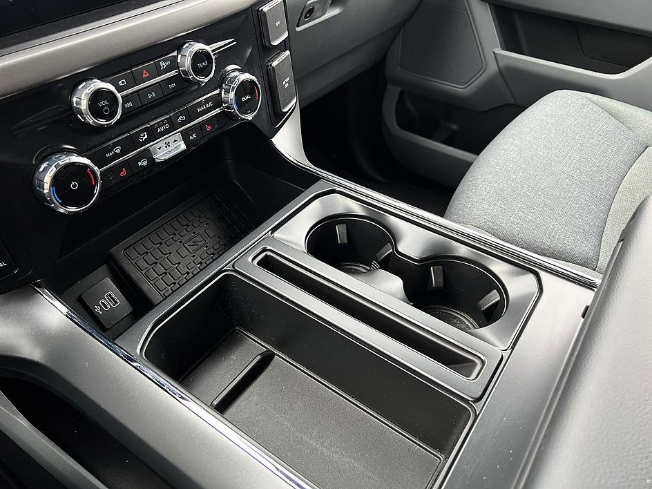 New 2025 Ford F150 XLT w/ Equipment Group 302A MID AWD/4WD image 19