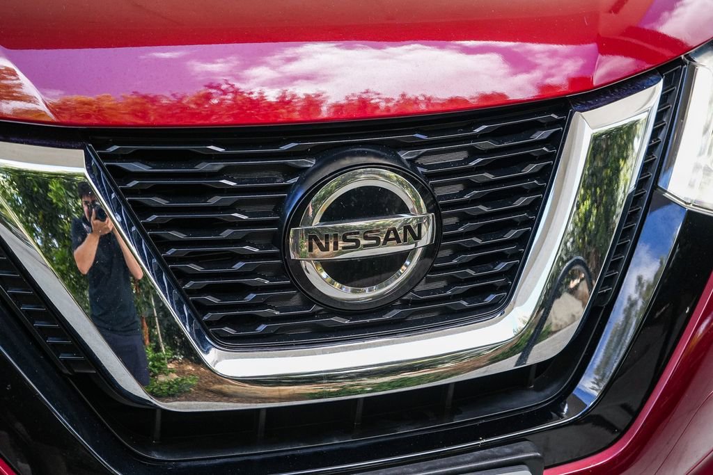 Used 2020 Nissan Rogue SL w/ Premium Package AWD/4WD image 9
