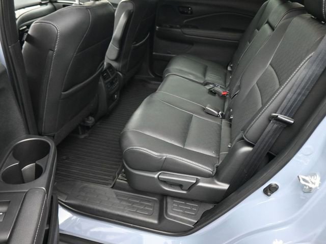 Used 2023 Honda Passport Elite image 16