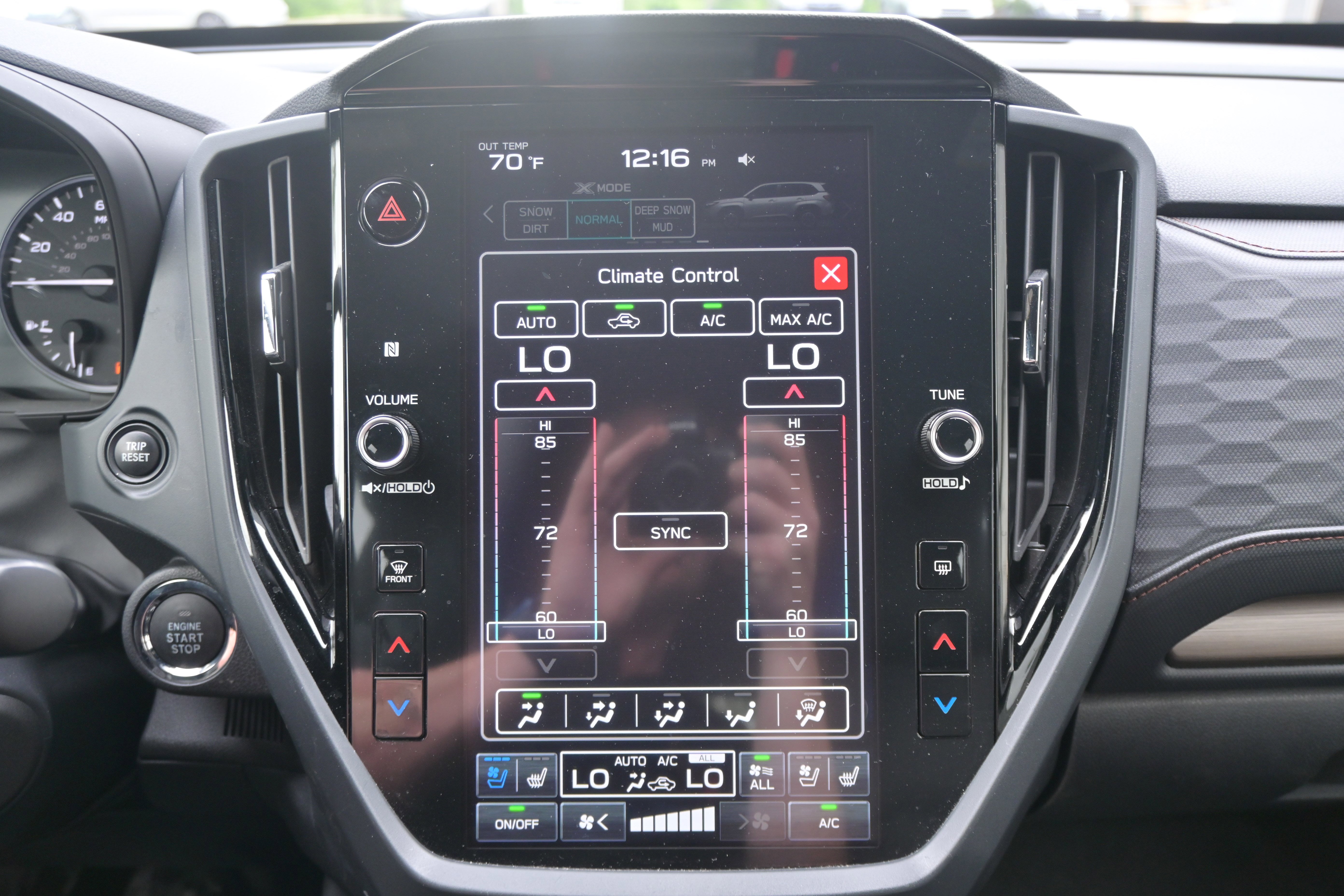 Certified 2025 Subaru Forester Touring AWD/4WD image 28