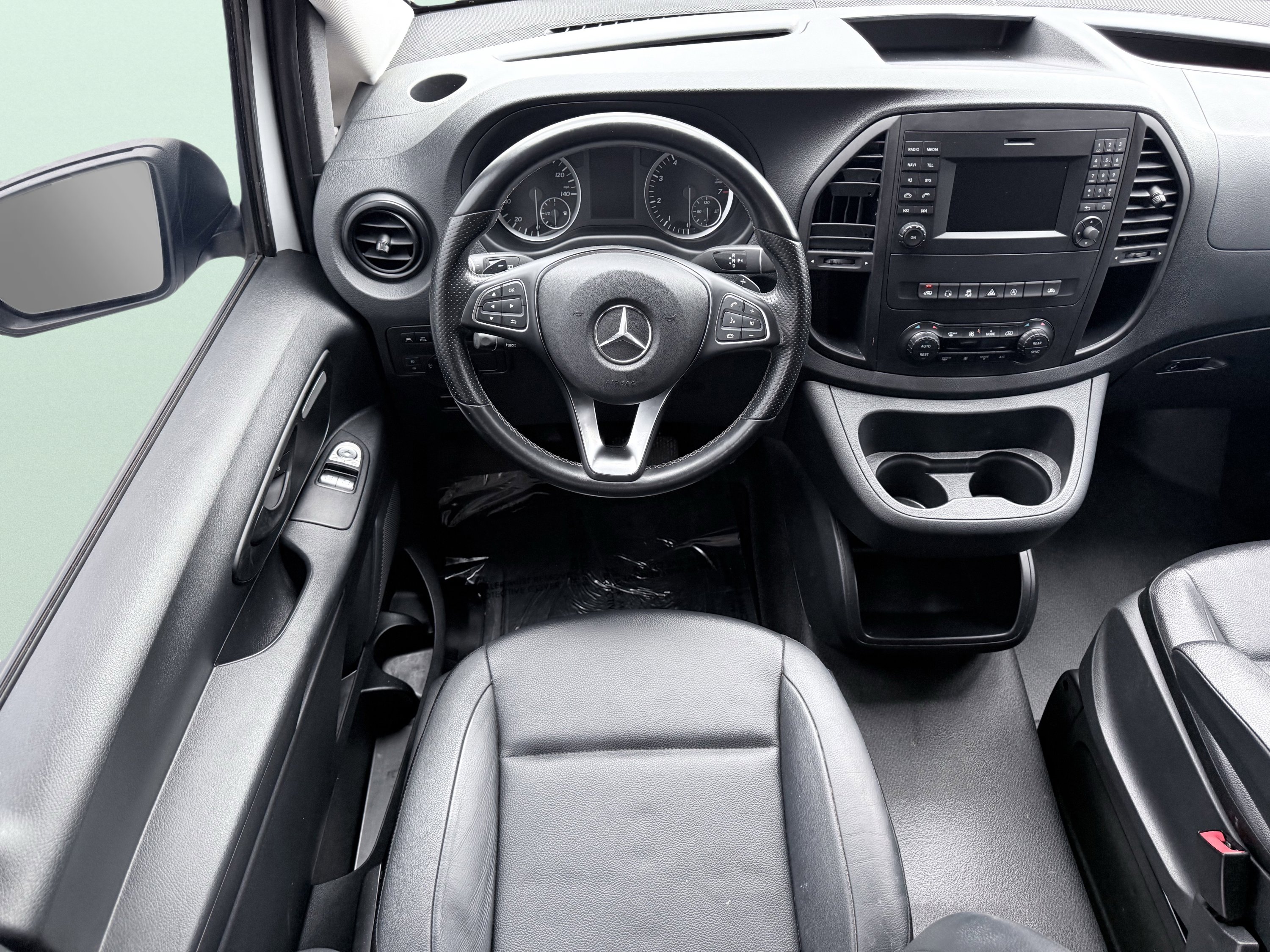 Used 2018 Mercedes-Benz Metris Passenger image 48