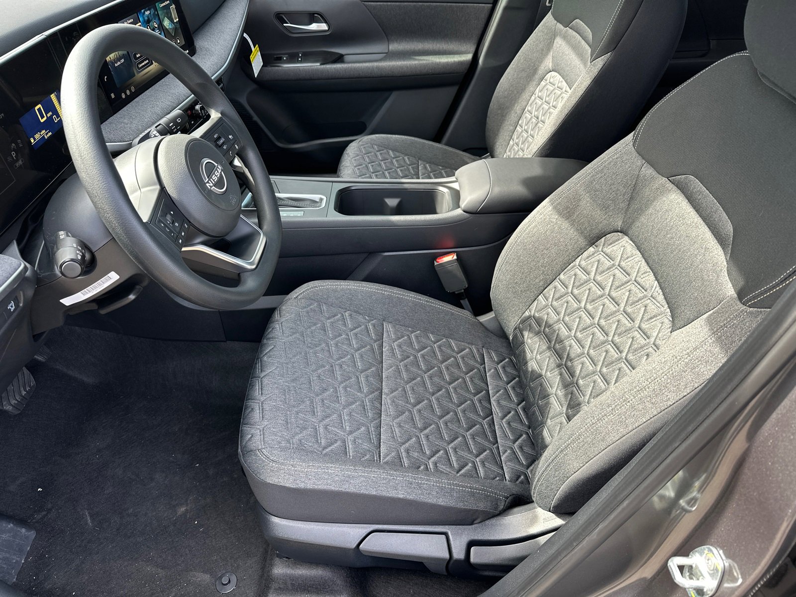 New 2026 Nissan Kicks SV w/ SV Premium Package image 9