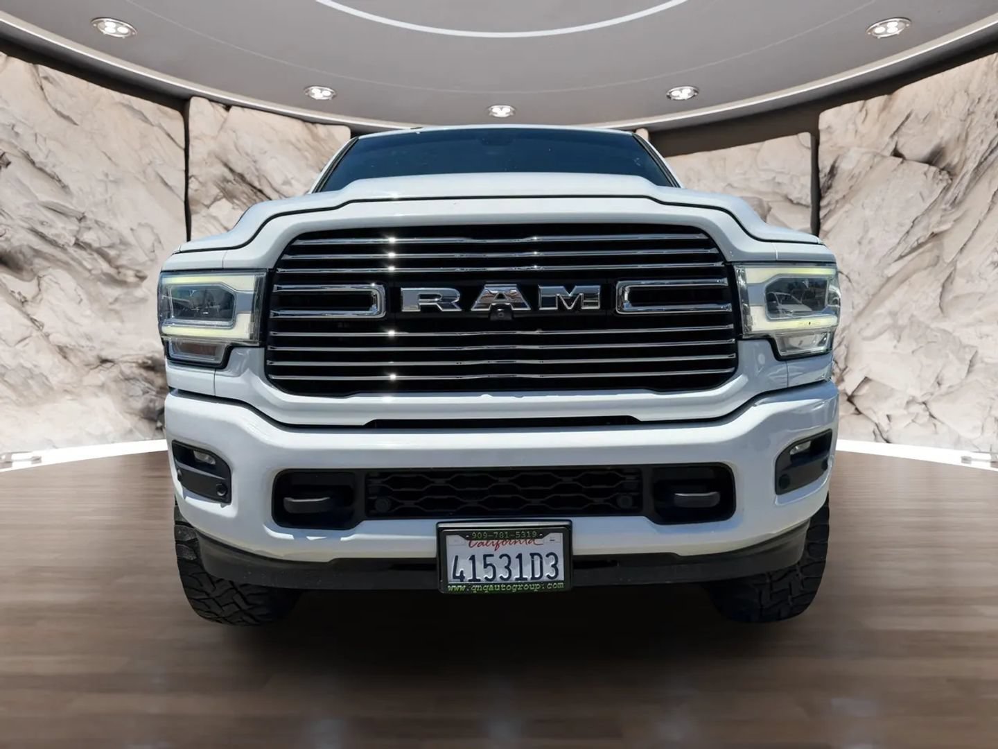 Used 2021 RAM 2500 Laramie AWD/4WD image 2