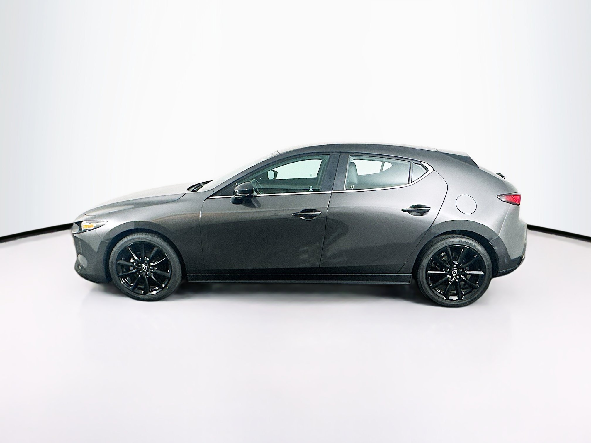 Used 2024 MAZDA MAZDA3 s FWD image 4