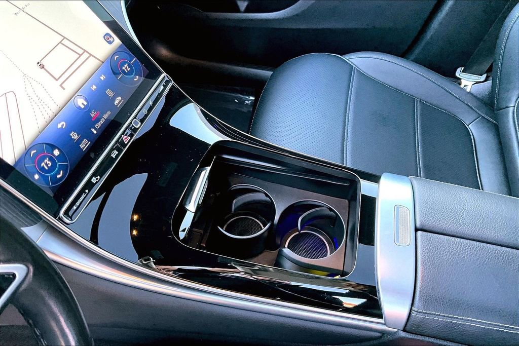 Used 2024 Mercedes-Benz GLC 300 4MATIC image 18