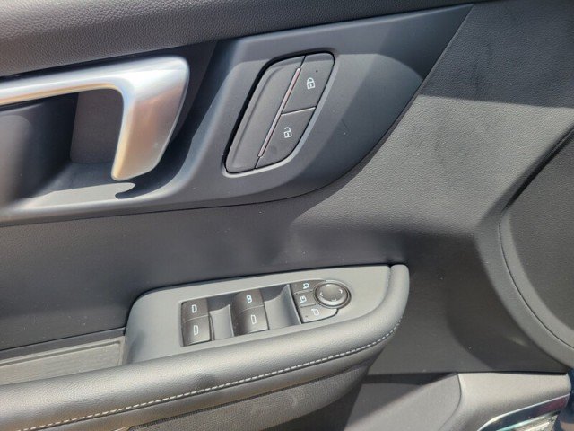 Used 2026 Buick Enclave Preferred FWD image 15