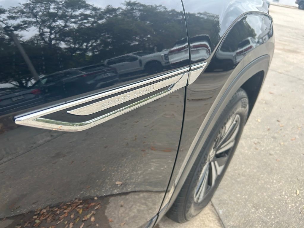 Certified 2024 Volkswagen Atlas Cross Sport SE image 34
