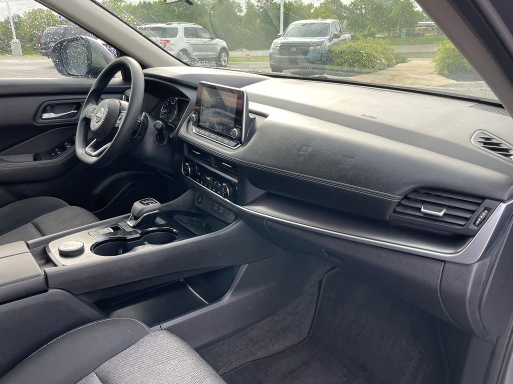 Used 2024 Nissan Rogue SV AWD/4WD image 31